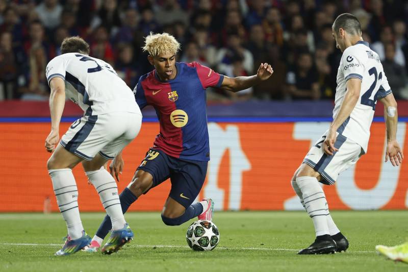 Quan sát tuyến giữa và hàng thủ